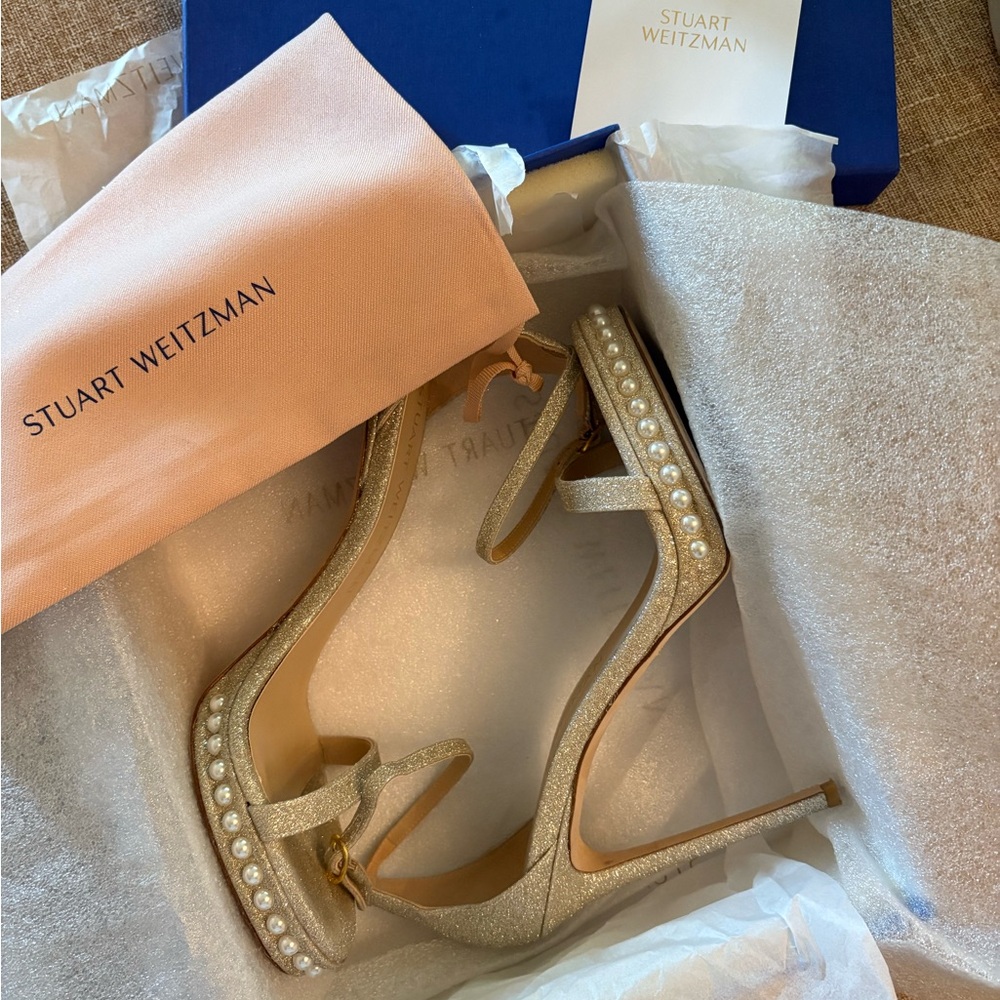 Stuart Weitzman Gold Glitter Women's Heels - Picture 4 of 4